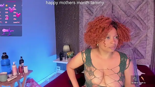 Snapshot of TammyBrown1 chatting on 05-09-26, 04:06 TammyBrown1 online show from 05-09-26, 04:06