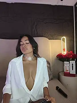 ElenaJamess online show from 05-27-26, 06:49