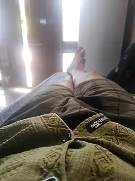 Macha04 online show from 04-27-26, 07:17