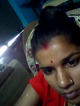 Raveena0990 online show from 05-18-26, 03:13