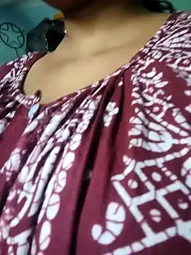 Snapshot of itz-priya chatting on 04-02-26, 04:43 itz-priya online show from 04-02-26, 04:43