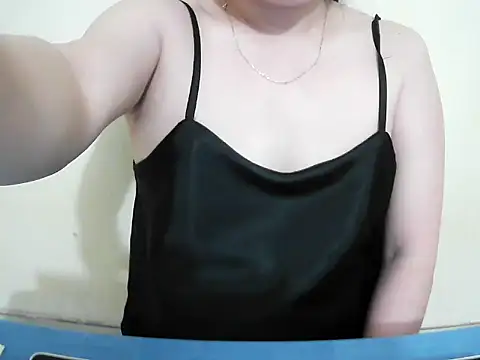Snapshot of lusa_baby chatting on 03-23-26, 04:55 lusa baby online show from 03-23-26, 04:55