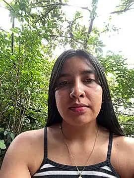 HaileyBiieber online show from 04-05-26, 04:48