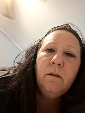 Ericaknowhow online show from 03-29-26, 05:46