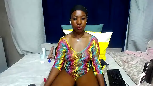 Candylips22 online show from 05-19-26, 01:56