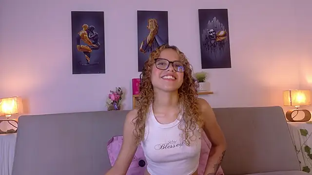 lia valmont 01 online show from 05-25-26, 06:58