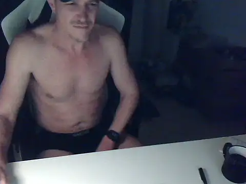 Snapshot of DonMaruni chatting on 03-26-26, 08:36 DonMaruni online show from 03-26-26, 08:36