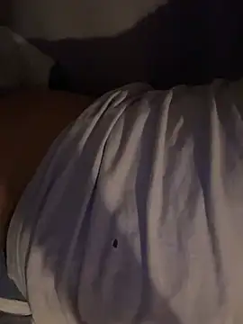 Snapshot of Kadenj92 chatting on 03-23-26, 12:03 Kadenj92 online show from 03-23-26, 12:03