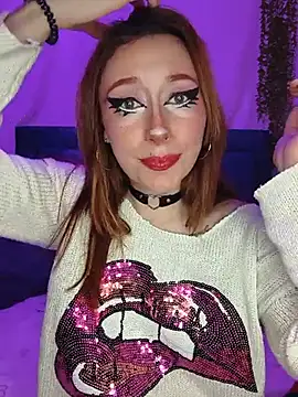 Amber prada online show from 06-18-26, 12:33