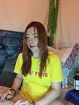 Amber prada online show from 06-25-26, 12:32