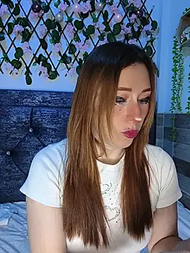 Amber prada online show from 07-23-26, 10:40
