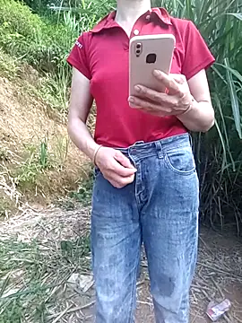 Snapshot of Lucky-beo chatting on 07-03-26, 11:49 Lucky-beo online show from 07-03-26, 11:49