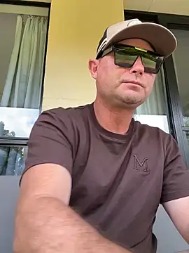 Snapshot of youwantthisshit chatting on 03-23-26, 05:55 youwantthisshit online show from 03-23-26, 05:55