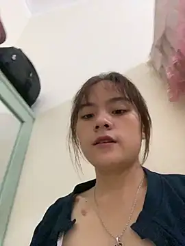 Snapshot of JennaDay79 chatting on 03-24-26, 12:32 JennaDay79 online show from 03-24-26, 12:32