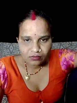 Shivani09900 online show from 05-27-26, 06:49