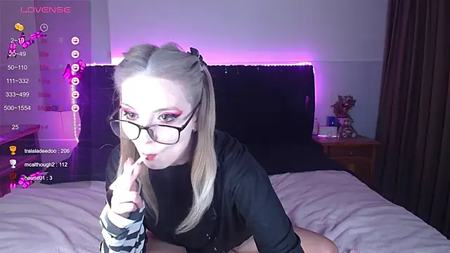 Snapshot of ammyska chatting on 03-23-26, 10:14 ammyska online show from 03-23-26, 10:14