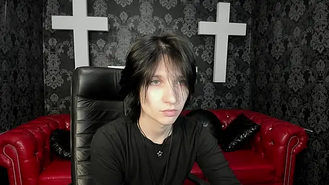 Snapshot of AdonBev chatting on 04-28-26, 05:12 AdonBev online show from 04-28-26, 05:12