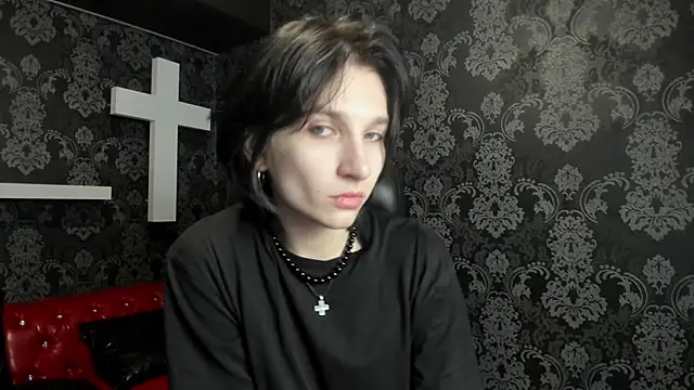 Snapshot of AdonBev chatting on 05-23-26, 05:01 AdonBev online show from 05-23-26, 05:01