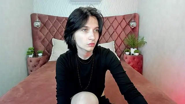 Snapshot of AdonBev chatting on 05-30-26, 05:37 AdonBev online show from 05-30-26, 05:37