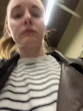 Snapshot of FReyja_44 chatting on 03-24-26, 12:43 FReyja 44 online show from 03-24-26, 12:43