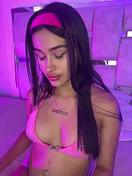 Lizzy Bonnie online show from 05-17-26, 06:59