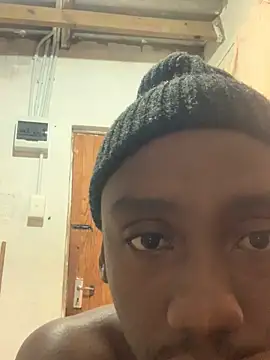 Snapshot of Cock031 chatting on 03-24-26, 05:34 Cock031 online show from 03-24-26, 05:34