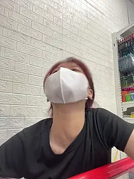 Bethiencute online show from 04-22-26, 09:33