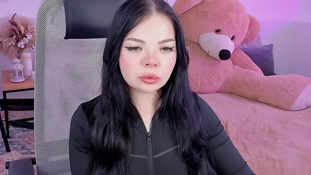 Snapshot of MistyDey chatting on 03-25-26, 04:40 MistyDey online show from 03-25-26, 04:40