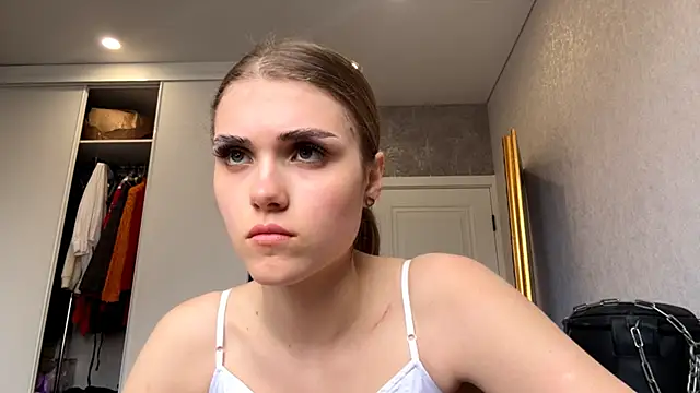 Snapshot of MargarettaWhiteford chatting on 03-24-26, 08:52 MargarettaWhiteford online show from 03-24-26, 08:52