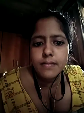Aditi sarkar online show from 04-25-26, 11:35