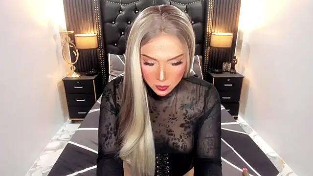 urasianhotfucker online show from 04-18-26, 07:23