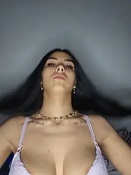 Crissdesire online show from 05-19-26, 06:03