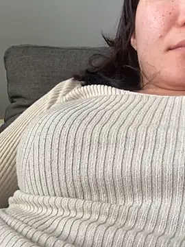 Molly242424- online show from 03-25-26, 01:17