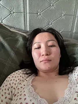 Molly242424- online show from 03-28-26, 03:33