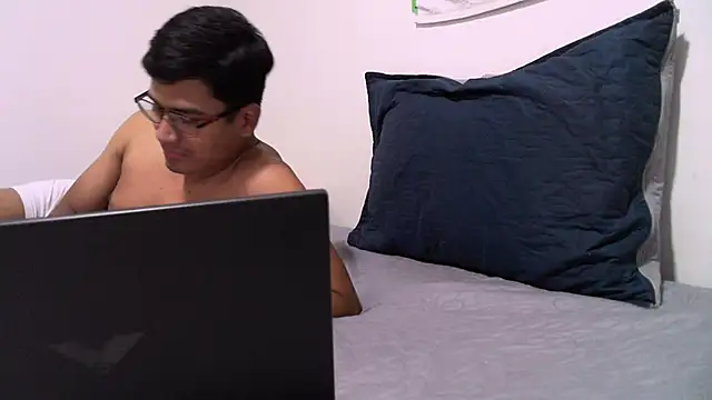 ThiagoVega  online show from 05-16-26, 03:36