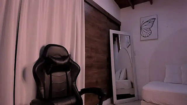ThiagoVega  online show from 05-18-26, 03:35