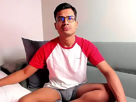 Snapshot of ThiagoVega_ chatting on 07-30-26, 03:49 ThiagoVega online show from 07-30-26, 03:49