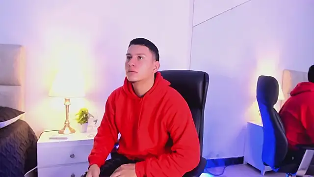 Chriss Diamond online show from 05-29-26, 08:29