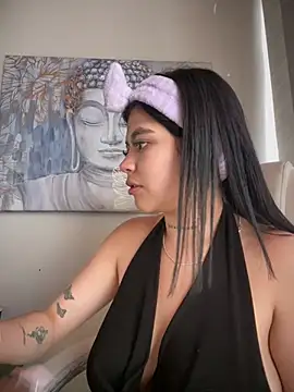 Violetaa pink18 online show from 05-21-26, 06:15