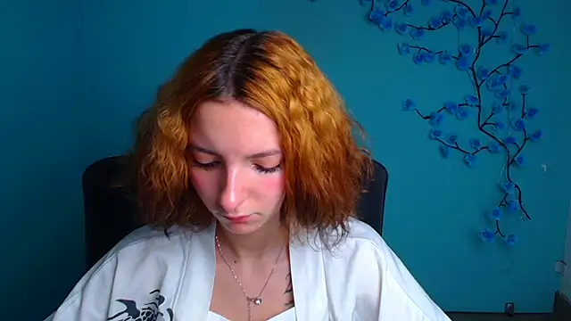 Snapshot of Butterfly_Milly chatting on 06-26-26, 11:36 Butterfly Milly online show from 06-26-26, 11:36