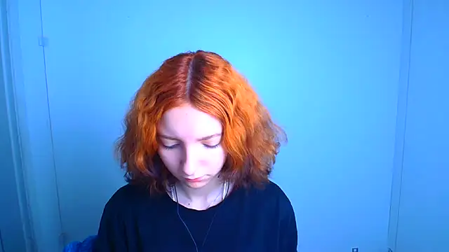 Snapshot of Butterfly_Milly chatting on 07-10-26, 06:07 Butterfly Milly online show from 07-10-26, 06:07