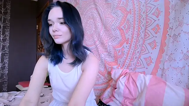 baby onface online show from 04-12-26, 08:19