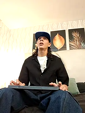 Abravanel Sefardi online show from 07-18-26, 05:17