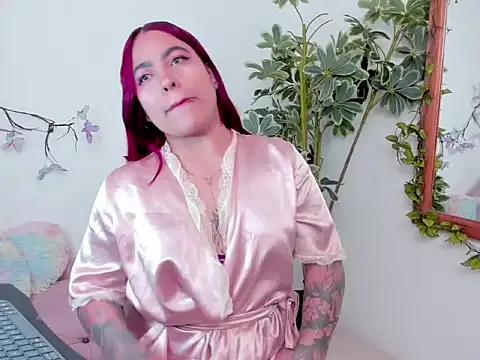 Snapshot of AfroditaVega_ chatting on 03-25-26, 05:41 AfroditaVega online show from 03-25-26, 05:41