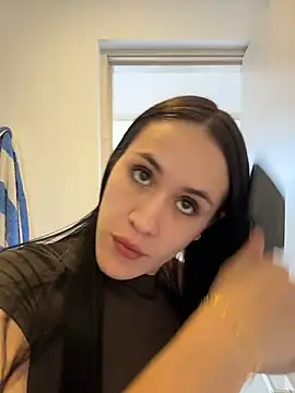 SerenaFox  online show from 05-19-26, 06:14