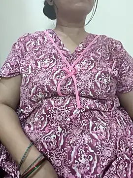 HeartlessGirl online show from 05-15-26, 03:30