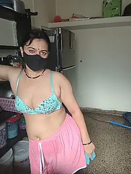 HeartlessGirl online show from 05-26-26, 03:35