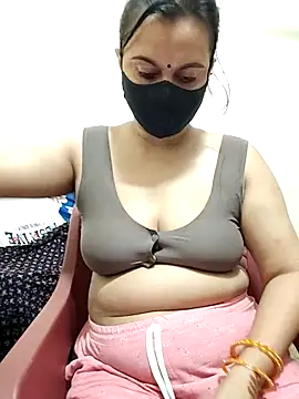 HeartlessGirl online show from 05-29-26, 04:38