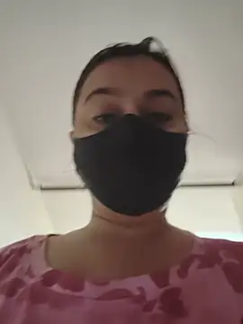 HeartlessGirl online show from 07-26-26, 05:04