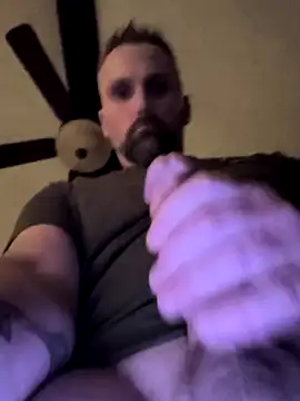 Snapshot of E095 chatting on 02-07-25, 03:55 E095 online show from 02-07-25, 03:55